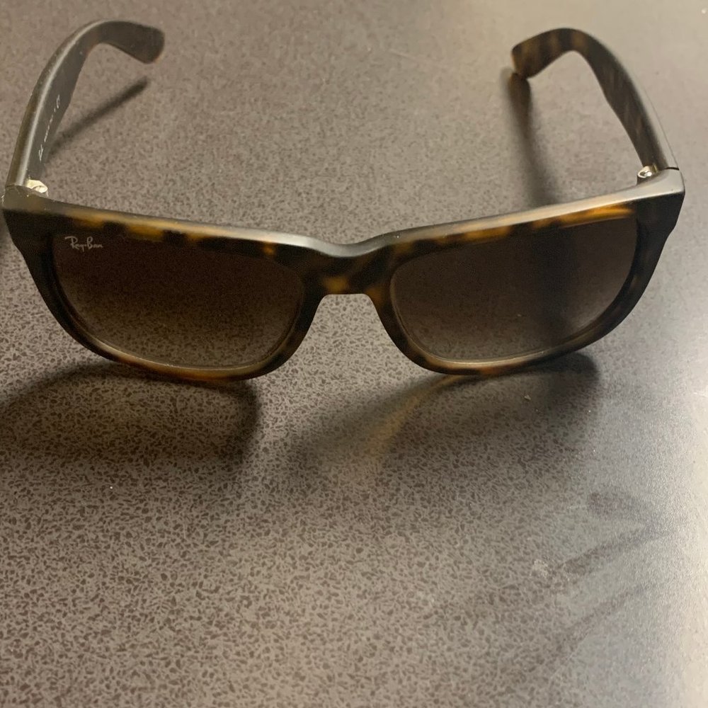 Ray-Ban Sunglasses